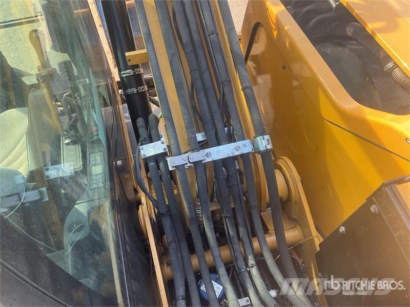 CAT M314F Wheel Excavator Pelle sur pneus