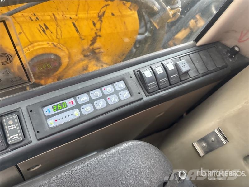 CAT M318C Wheel Material Handler Muu