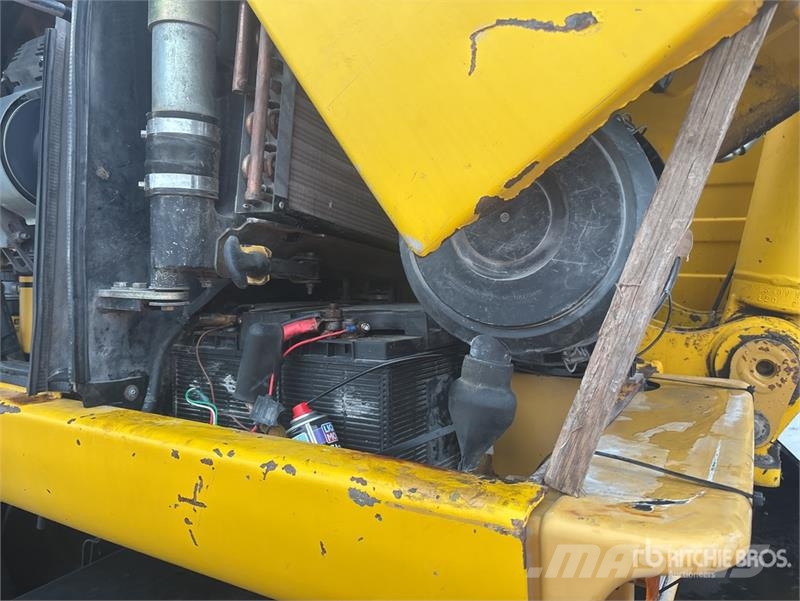 CAT M318C Wheel Material Handler Muu