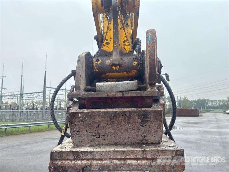 CAT M318C Wheel Material Handler Muu
