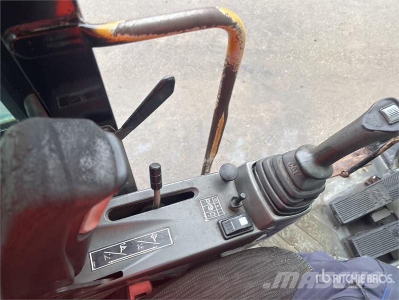 CAT M318C Wheel Material Handler Muu