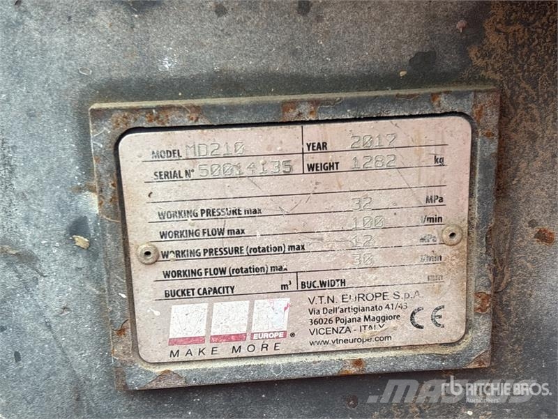 CAT M318C Wheel Material Handler Muu