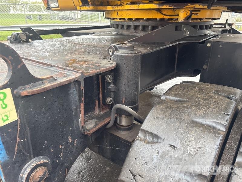 CAT M318C Wheel Material Handler Muu