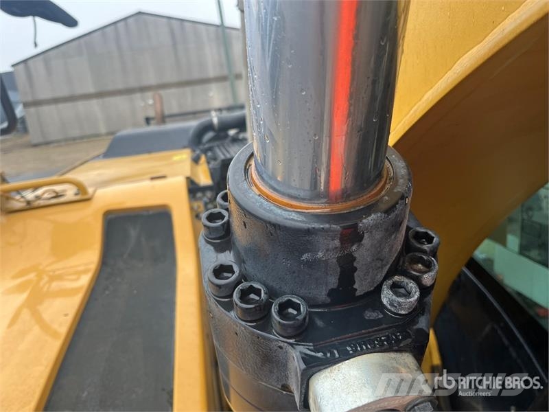 CAT MH3022 Wheel Material Handler Stavebníctvo - ostatné