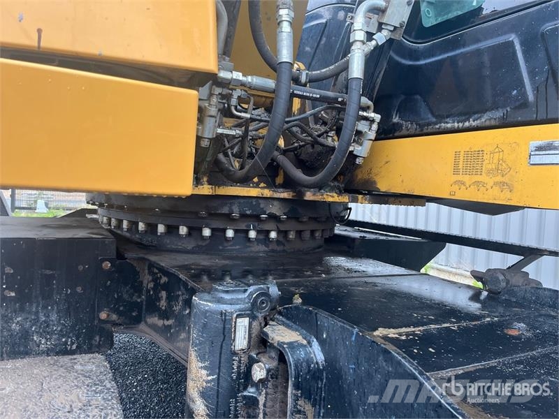 CAT MH3022 Wheel Material Handler Stavebníctvo - ostatné