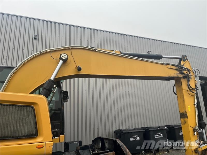 CAT MH3022 Wheel Material Handler Stavebníctvo - ostatné