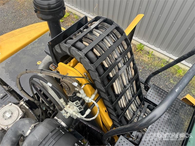 CAT MH3022 Wheel Material Handler Stavebníctvo - ostatné