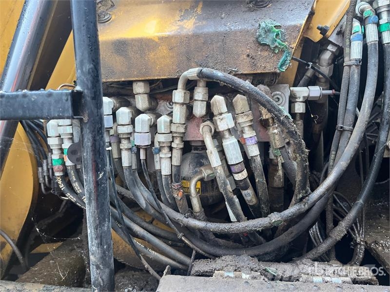 CAT MH3022 Wheel Material Handler Stavebníctvo - ostatné