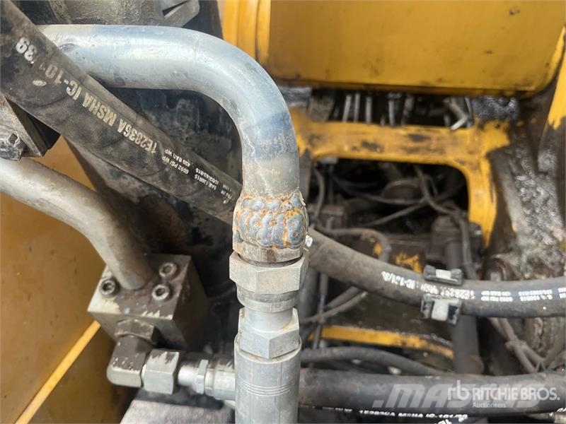 CAT MH3022 Wheel Material Handler Stavebníctvo - ostatné