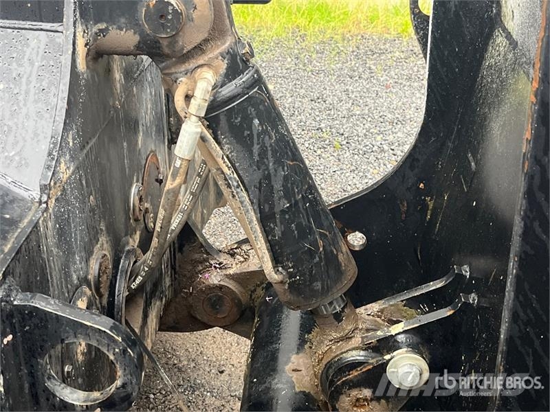 CAT MH3022 Wheel Material Handler Stavebníctvo - ostatné