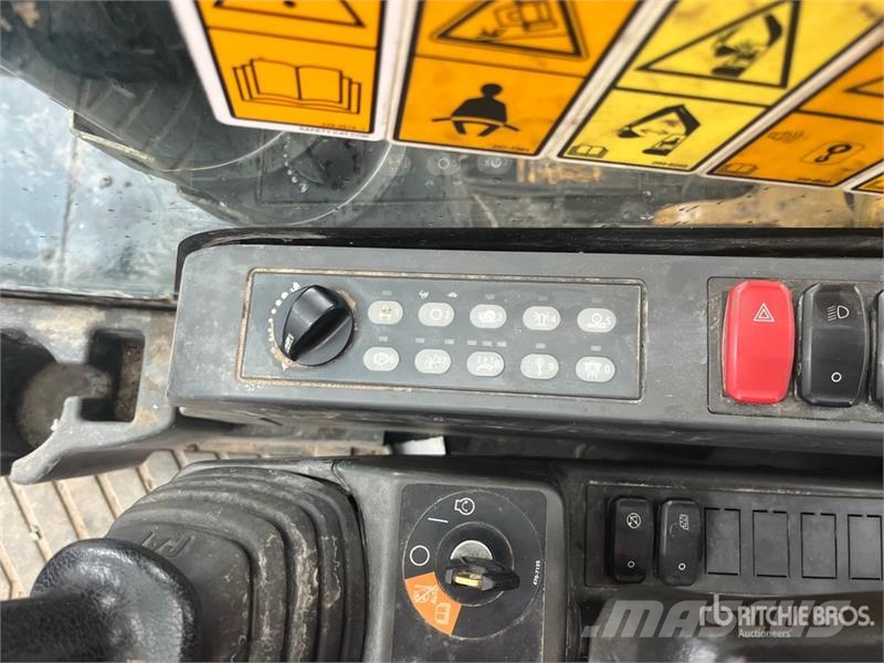 CAT MH3022 Wheel Material Handler Stavebníctvo - ostatné