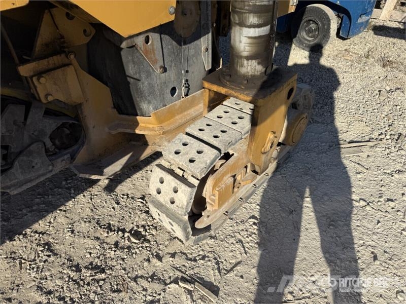 CAT PM-102 Cold Planer Asphaltfräsen