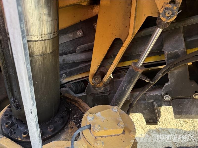 CAT PM-102 Cold Planer Asphaltfräsen