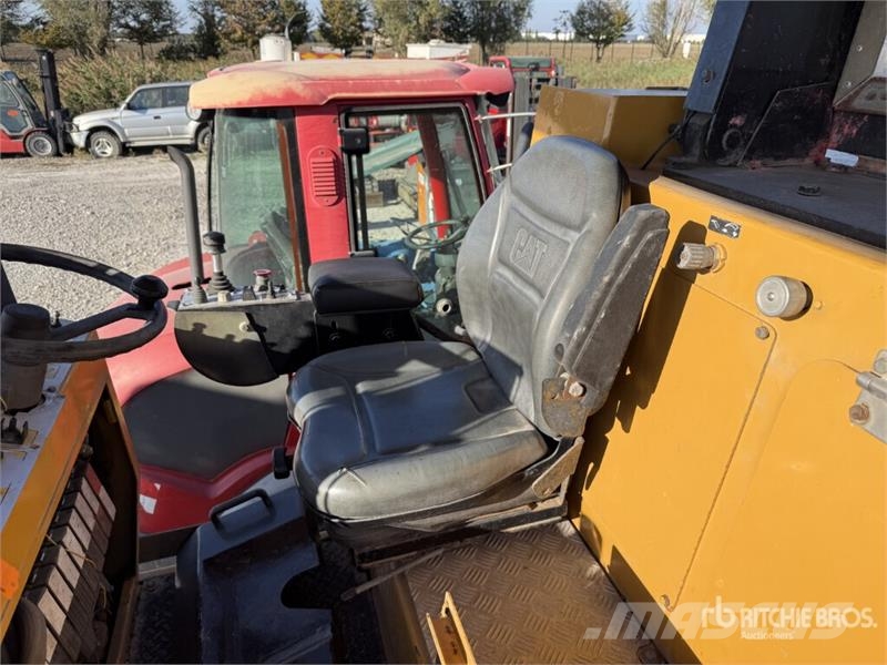 CAT PM-102 Cold Planer Asphaltfräsen