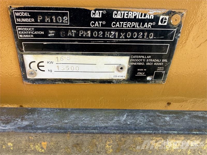 CAT PM-102 Cold Planer Asphaltfräsen