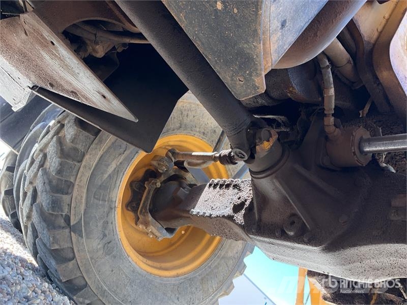 CAT TH330B Teleskoplader