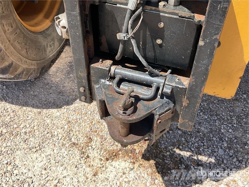 CAT TH330B Teleskoplader