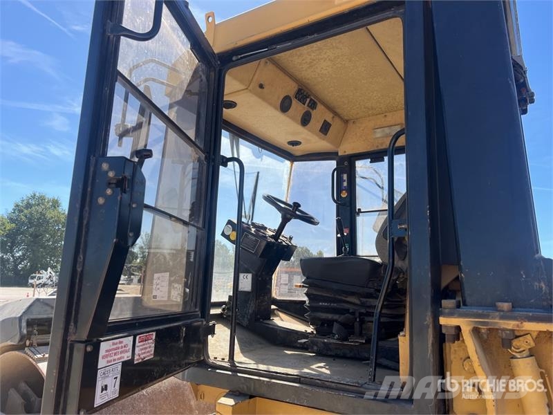  CB 534 Compacteur Tandem Vibrant Double Drum Rolle مداحل ثنائية الاسطوانة