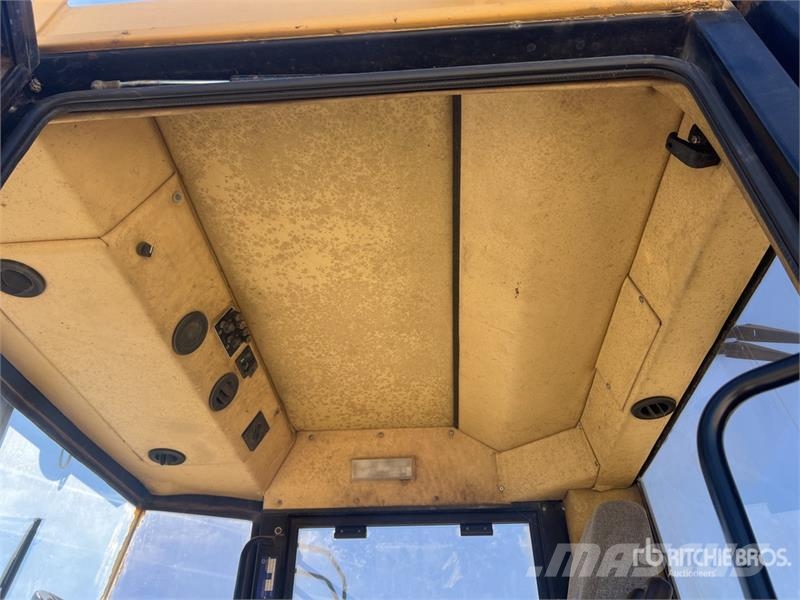  CB 534 Compacteur Tandem Vibrant Double Drum Rolle مداحل ثنائية الاسطوانة