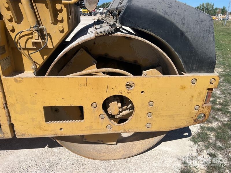  CB 534 Compacteur Tandem Vibrant Double Drum Rolle مداحل ثنائية الاسطوانة