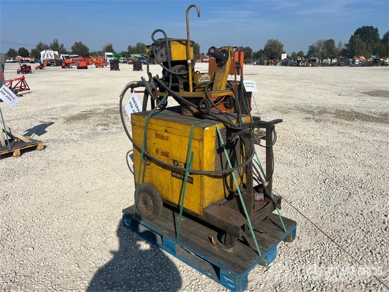 CEA Wire -Feed Welding Machine Echipamente de foraj specializate