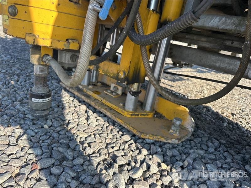 Cedima BW 300 Blasthole Drill w/ Trailer Druga oprema za vrtanje
