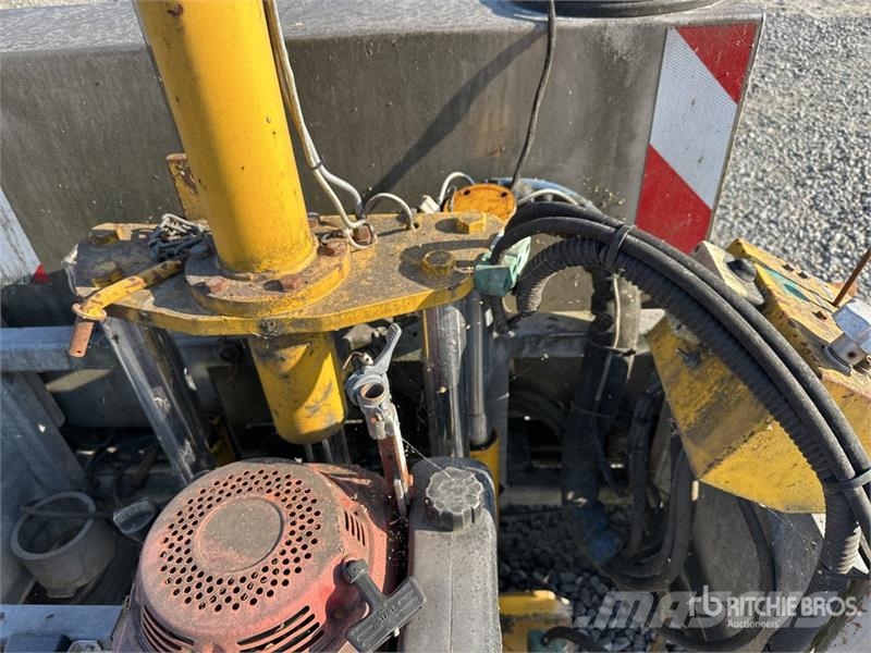Cedima BW 300 Blasthole Drill w/ Trailer Druga oprema za vrtanje