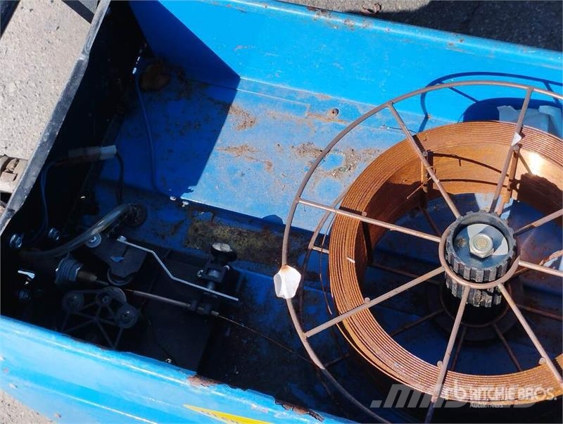 CEMONT CEMIG 210 S Qty of Equipment Άλλα εξαρτήματα