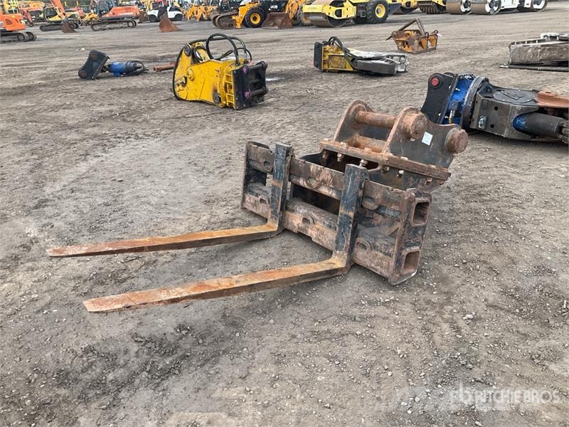 CES 20T Fork Attachment Forks