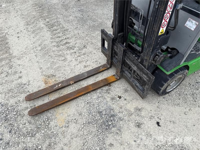 Cesab B318 Electric Forklift (Inoperable) Električni viličarji