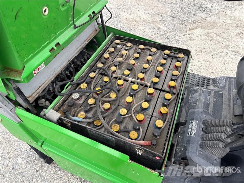 Cesab B318 Electric Forklift (Inoperable) Električni viličarji