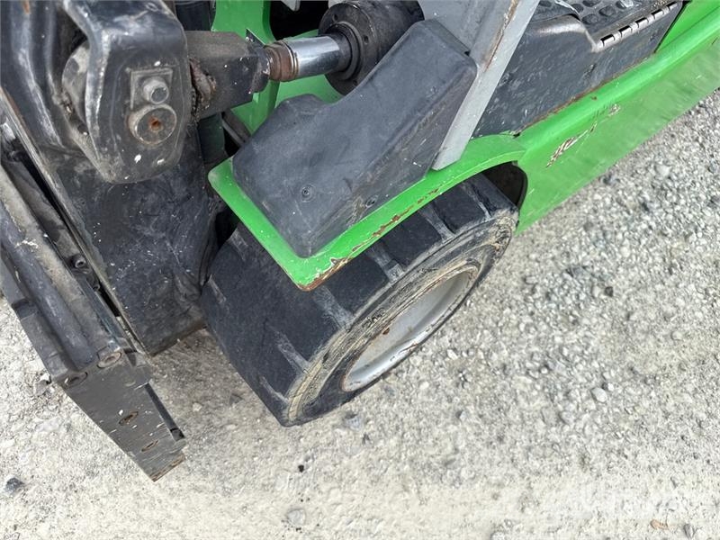 Cesab B318 Electric Forklift (Inoperable) Električni viličarji