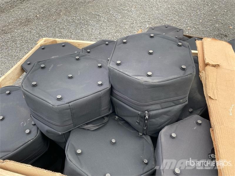  Cetronic Hearing Protection Helmets معدات البناء - غير ذلك