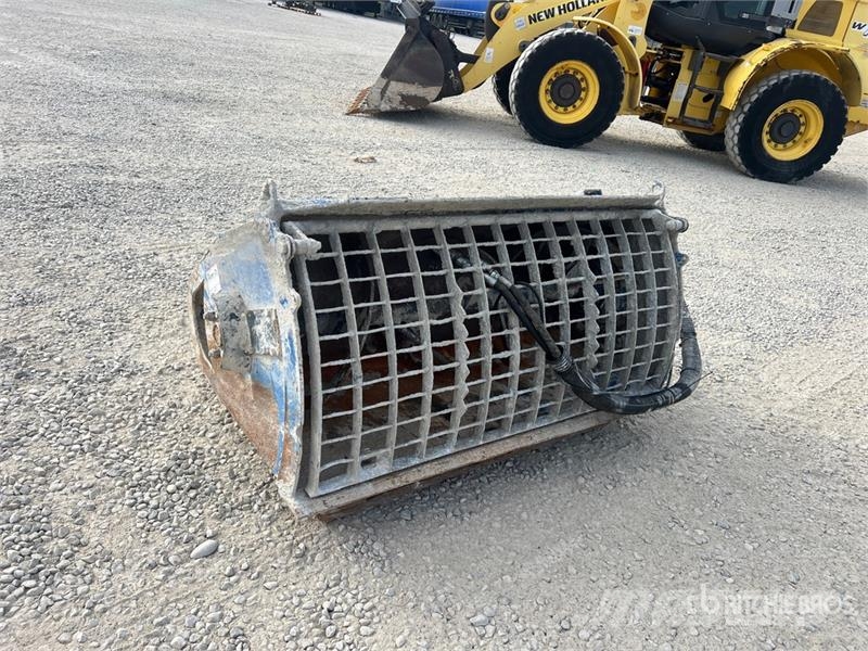  CGA Ricambi Mix 25 Mixing Wheel Loader Bucket دلاء