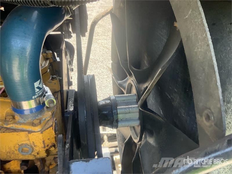 Challenger CH55 Track Tractor Traktorok