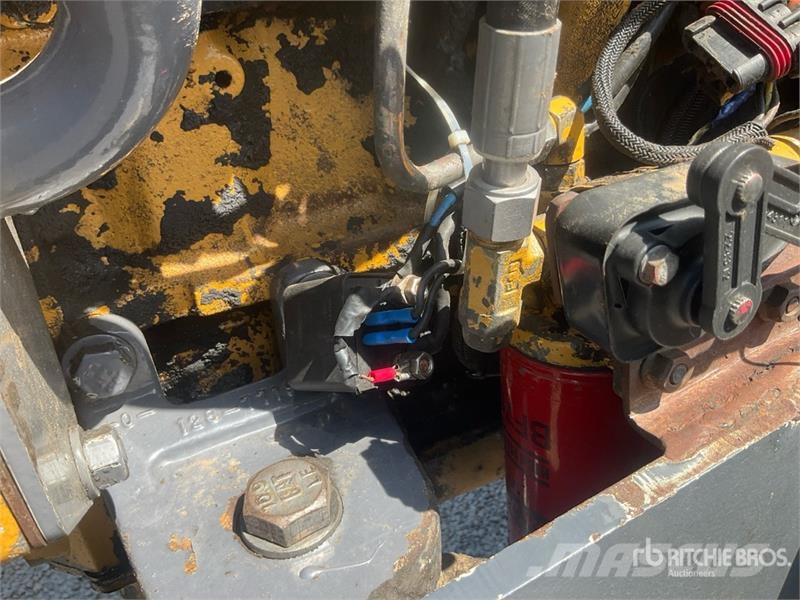Challenger CH55 Track Tractor Traktorok