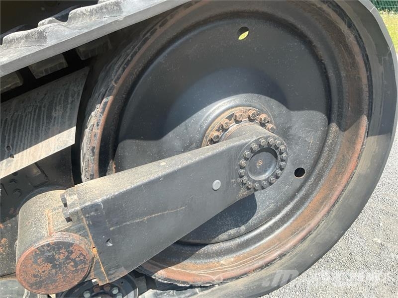 Challenger CH55 Track Tractor Traktorok