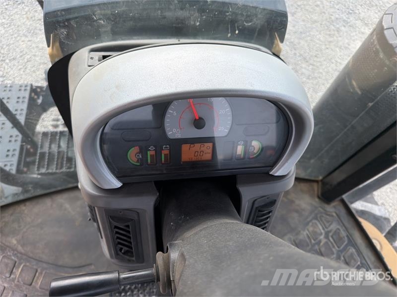 Challenger MT755E Traktorok