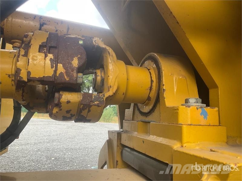 Challenger TerraGator 3244 Self-Propelled Liquid Manure Sprea Mėšlo barstytuvai