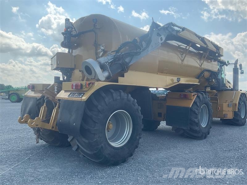 Challenger TerraGator 3244 Self-Propelled Liquid Manure Sprea Mėšlo barstytuvai
