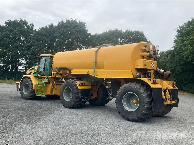 Challenger TerraGator 3244 Self-Propelled Liquid Manure Sprea Mėšlo barstytuvai