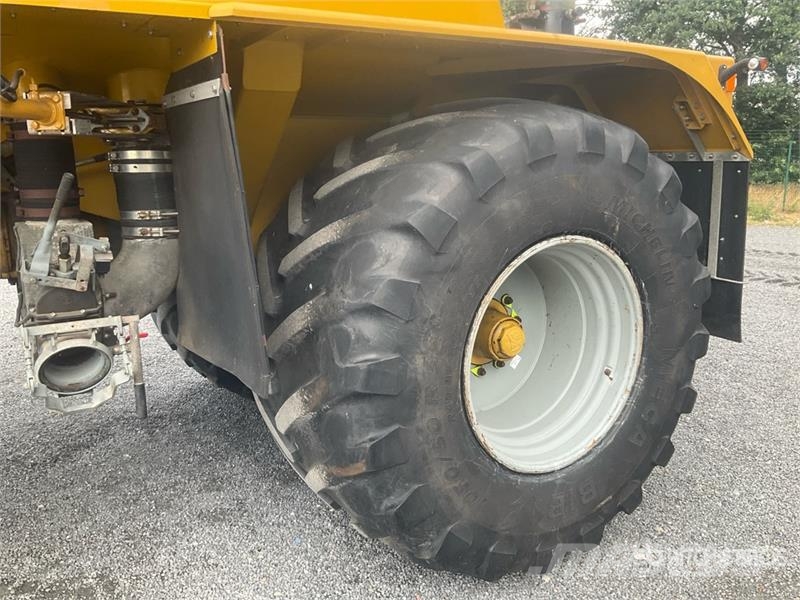Challenger TerraGator 3244 Self-Propelled Liquid Manure Sprea Mėšlo barstytuvai
