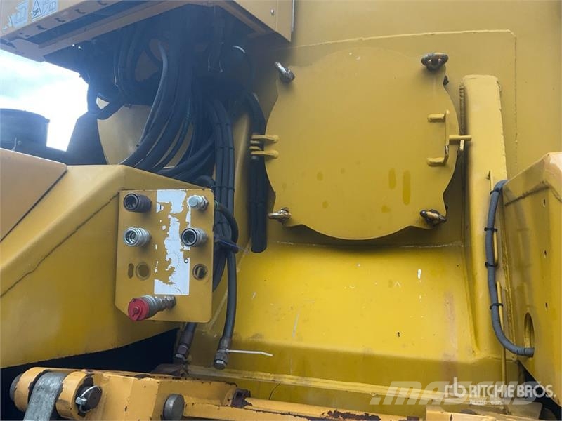 Challenger TerraGator 3244 Self-Propelled Liquid Manure Sprea Mėšlo barstytuvai