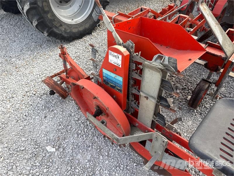 Checchi e Magli FOX Transplanter Ostale poljoprivredne mašine