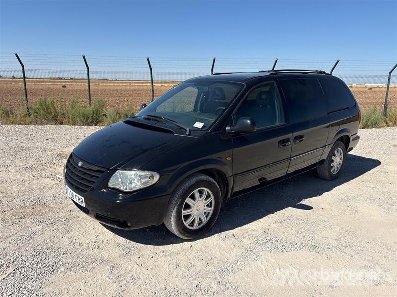 Chrysler Grand Voyager 6 Passenger Van Panel vanlar