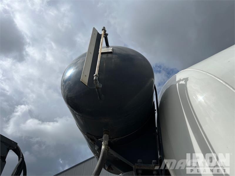 Cifa SL10 16.2 m3 T/A Mixer Trailer شاحنات أخرى