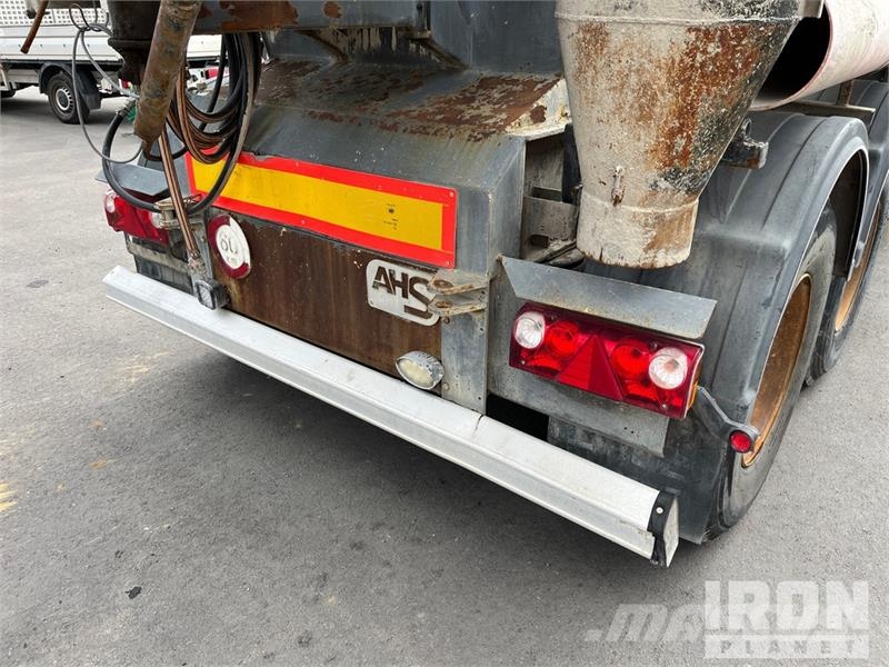 Cifa SL10 16.2 m3 T/A Mixer Trailer شاحنات أخرى