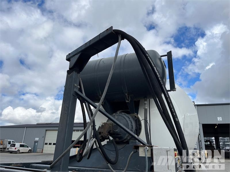 Cifa SL10 16.2 m3 T/A Mixer Trailer شاحنات أخرى