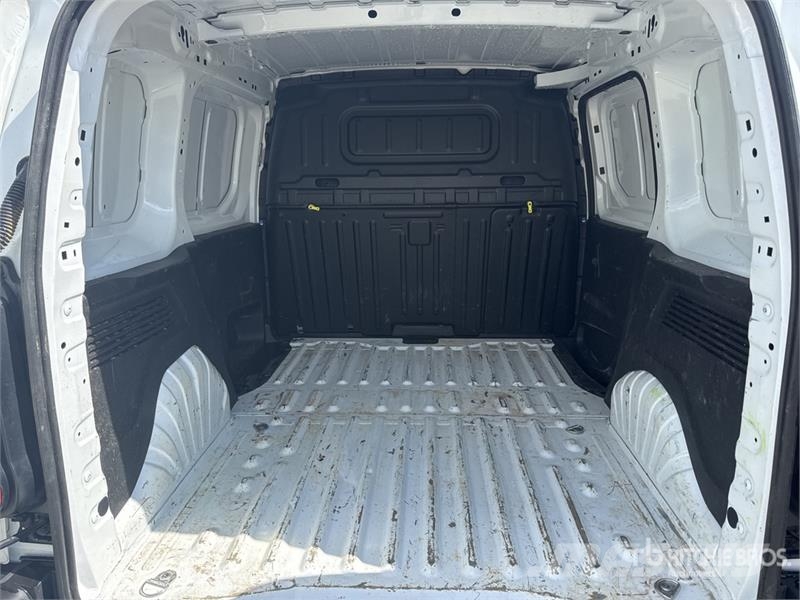 Citroën Berlingo شاحنة مقفلة