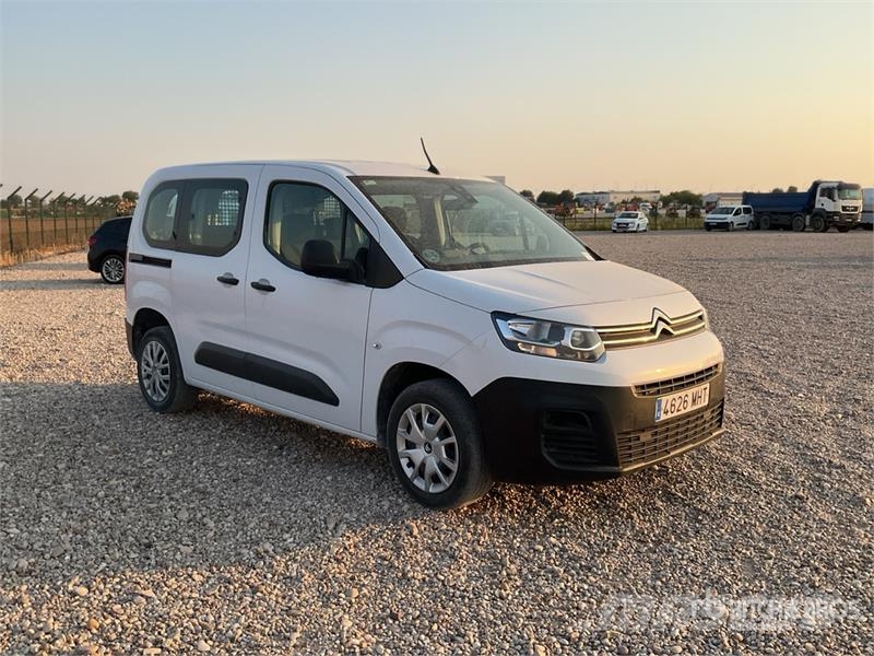 Citroën Berlingo 5 Passenger Van Panel vans